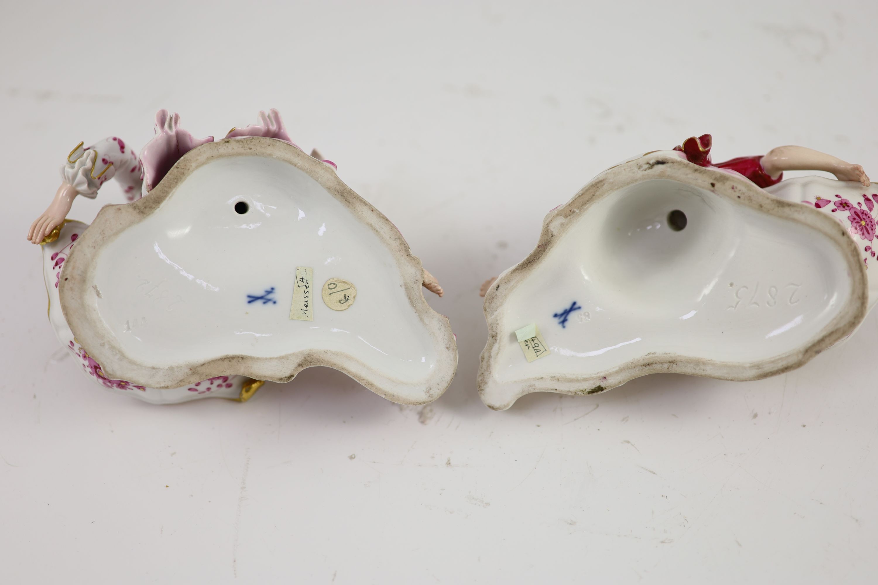 A pair of 19th century Meissen figural sweetmeat dishes, 17cm wide